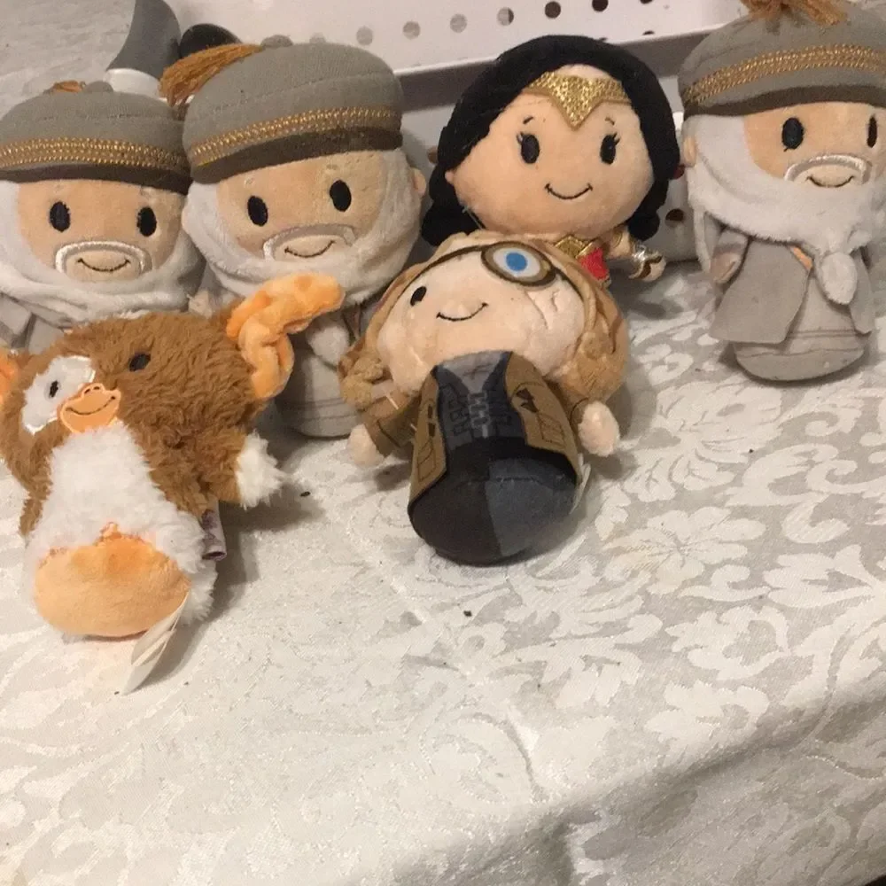 Hallmark ltty  Bittys Plush Toys